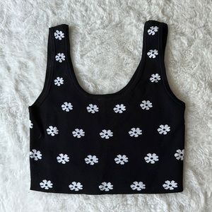 Garage black and white floral tank size XS